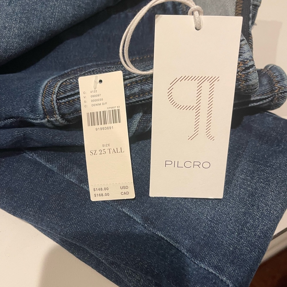 NWT Pilcro Corset Pull-On High-Rise Straight-Leg Jeans in ANTHOCYANINS. Size 25T